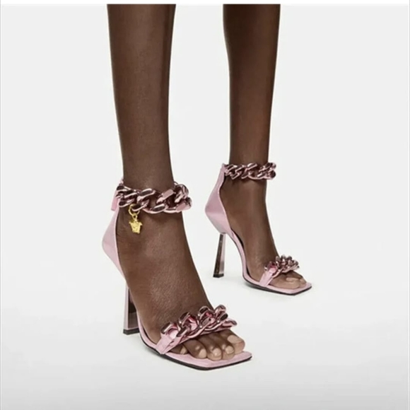 Open toe high heels - Picture 3 of 3